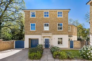 Photo 24- click for photo gallery